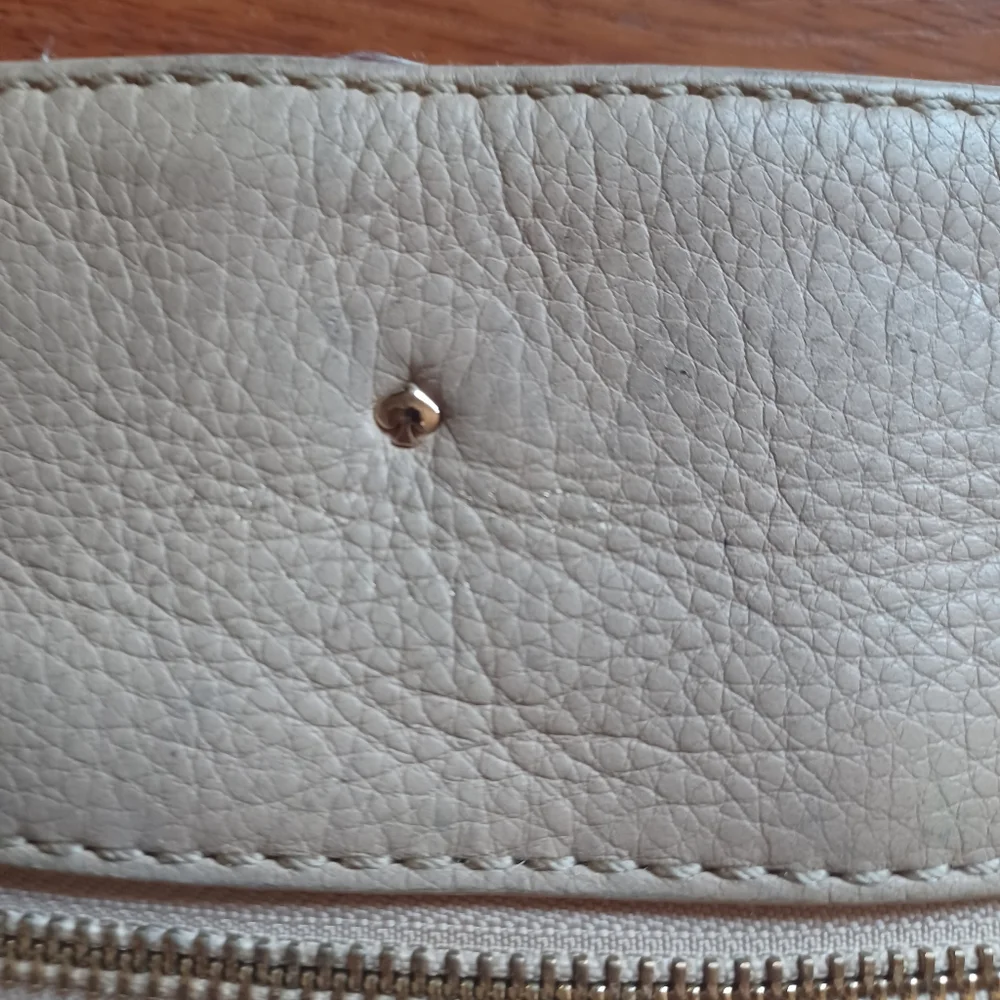 Kate Spade crossbody bag gold chain tan beige taupe Quiet Luxury Preppy